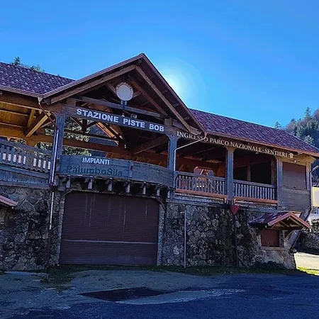 Anna Palumbo Sila Caprara (Crotone)