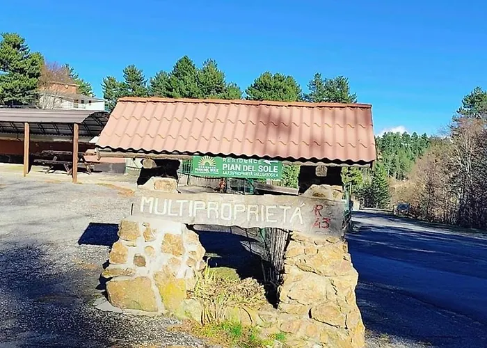 Anna Palumbo Sila Apartman *